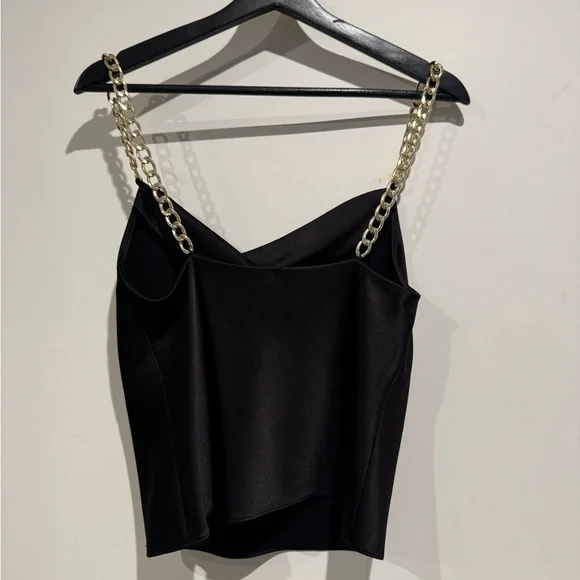 Alice + Olivia Black Camisole with Gold Chain Straps - Picture 4 of 7